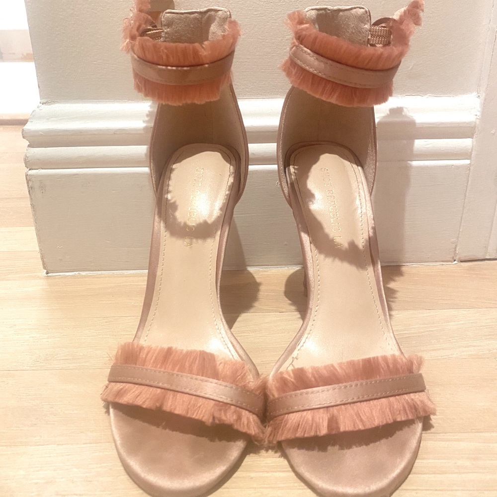 Shoe Republic LA - Nude/Pink Feather Heels (shoes)